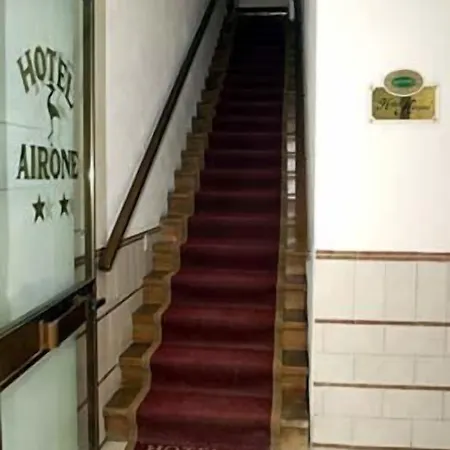Airone ホテル 2*