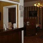 Airone Отель