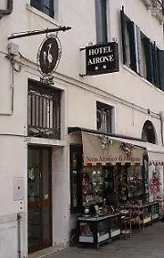 Airone Otel